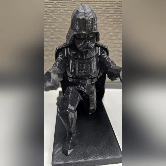 Darth Vader Pen/Cellphone holder - Picture 3 of 6